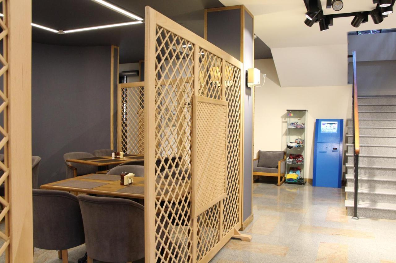 Leon Boutique Hotel Szuhumi Kültér fotó