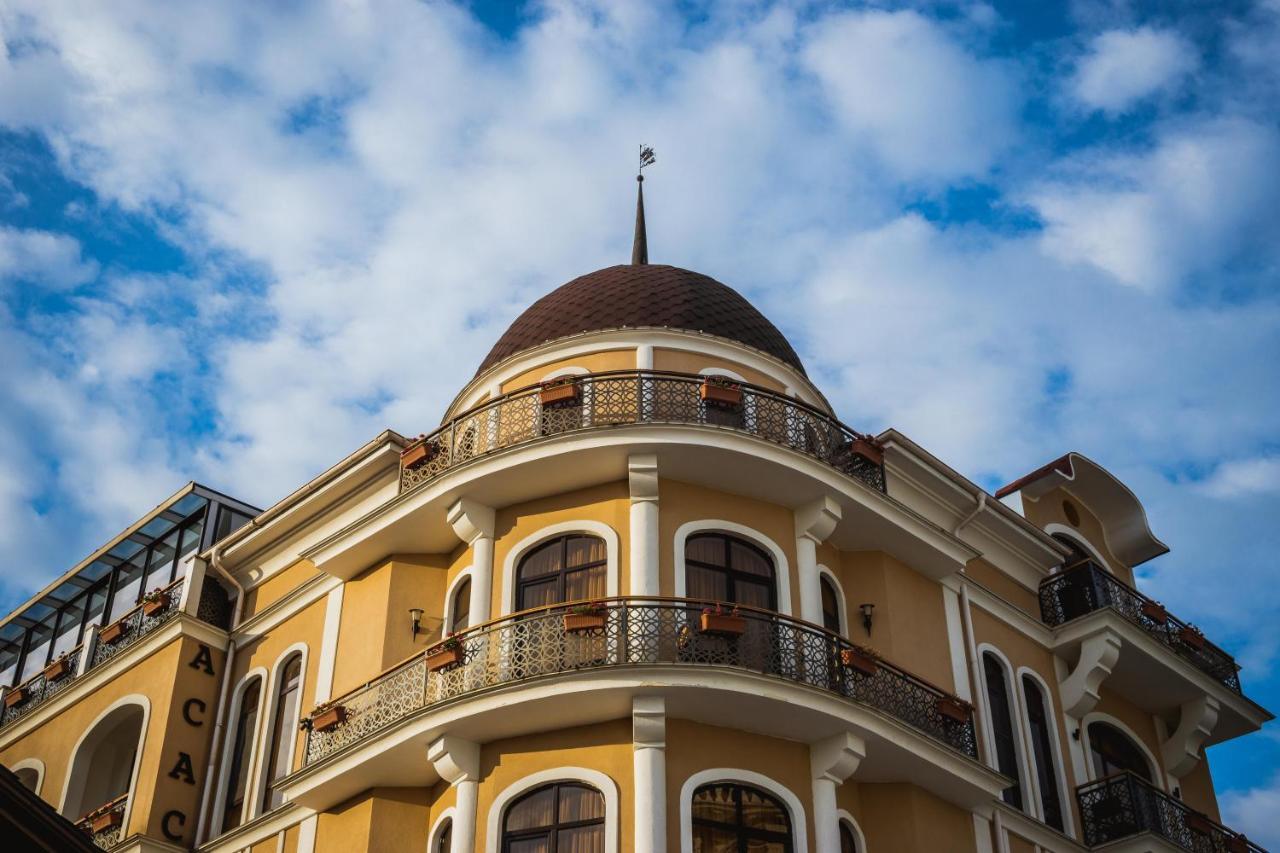 Leon Boutique Hotel Szuhumi Kültér fotó